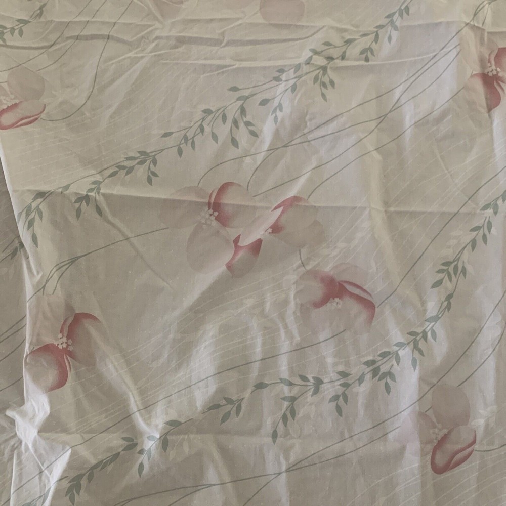 Vintage 80's Floral Percale Queen Size Flat Sheet 90” X 87” No Iron